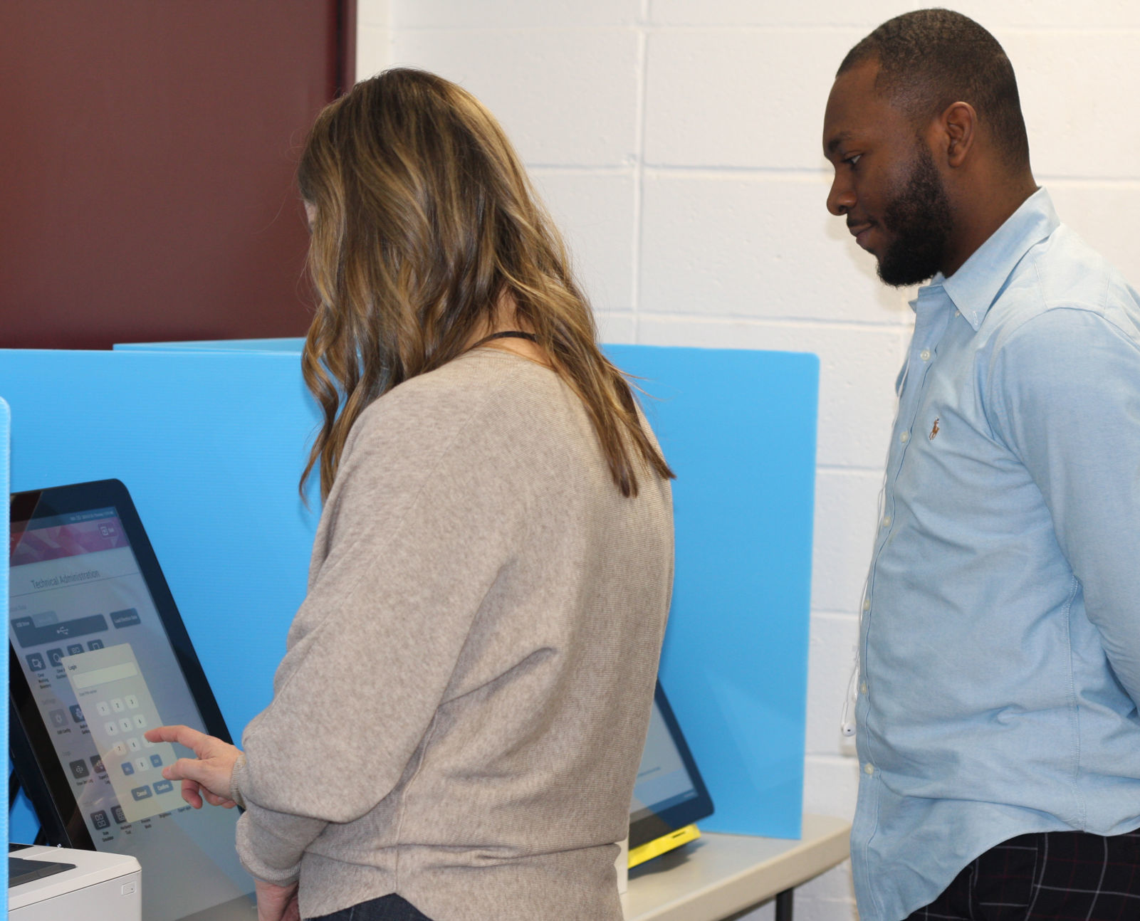 PHOTO: New voting machines to be used starting next month